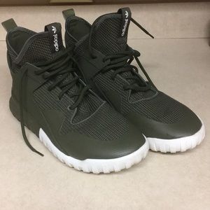 ADIDAS TUBULAR X